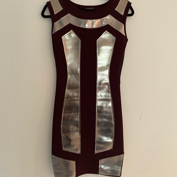 Dress - Picture 2 of 4